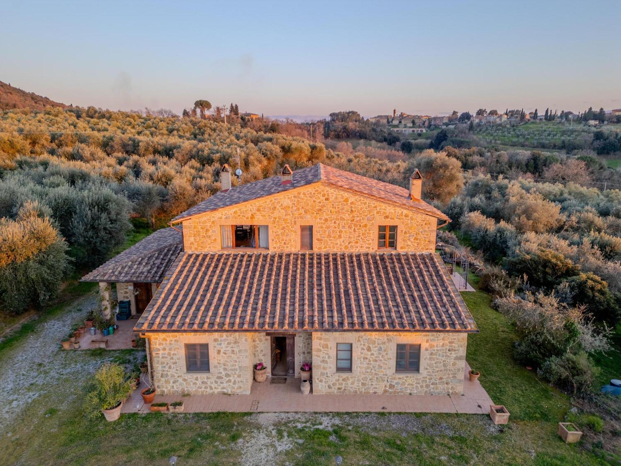 Agriturismo Pascianella Appartamento Bel Tramonto Castelmuzio Exterior foto